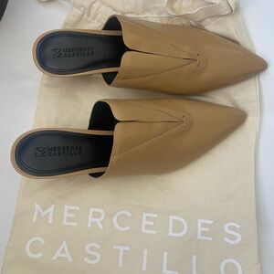 NWOT Mercedes Castillo Leather Priscilla Mid Heel Mules - Sz 10.5 / 40.5
